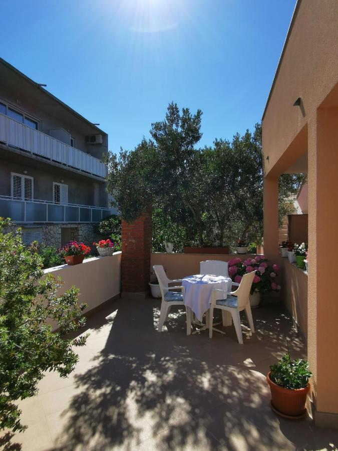 Apartment Branka Kustura Hvar Town Exterior photo