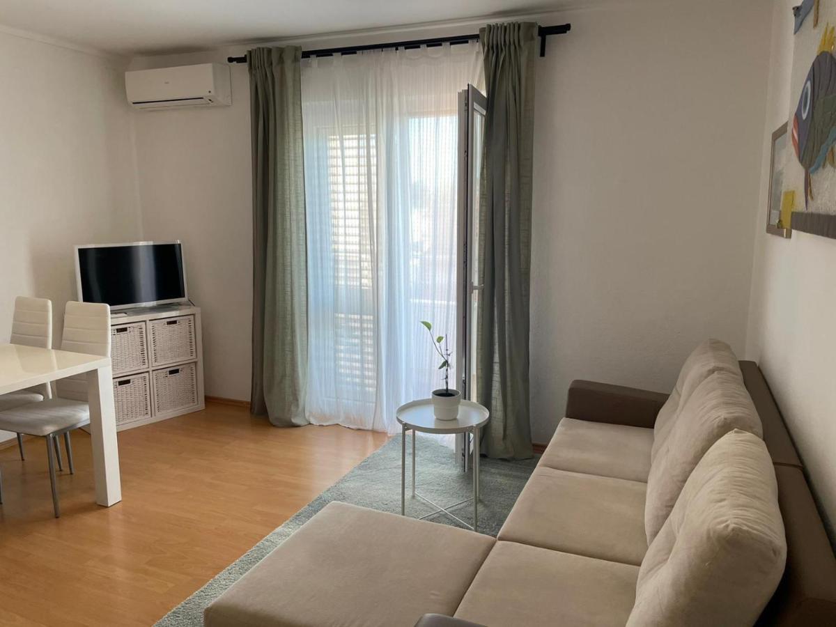 Apartment Branka Kustura Hvar Town Exterior photo